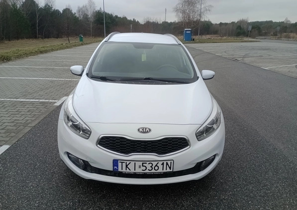 Kia Ceed cena 27500 przebieg: 204000, rok produkcji 2014 z Człuchów małe 326